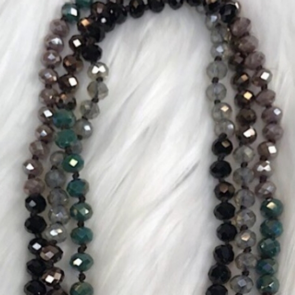 NWOT Hawthorne Multi Color Glass Bead Necklace. - Picture 6 of 8